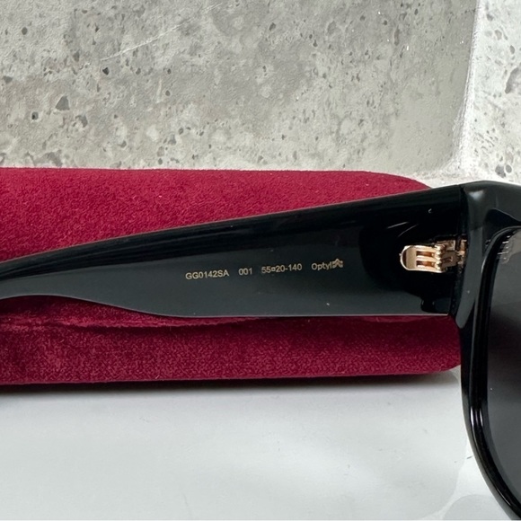 Gucci Black 55mm Square Sunglasses main image 13